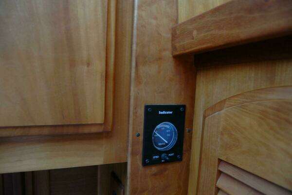 Sabre 36 Flybridge Sedan Yacht For Sale