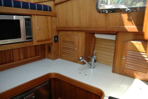 Eight Bells 36ft Sabre Yacht For Sale