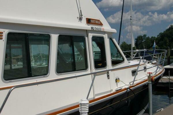 Eight Bells 36ft Sabre Yacht For Sale