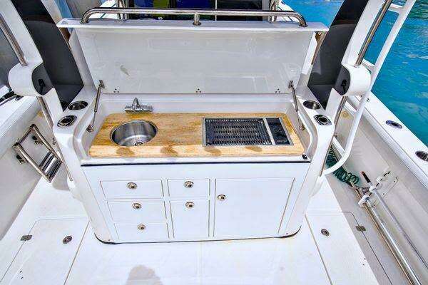 Edgewater  Yacht For Sale
