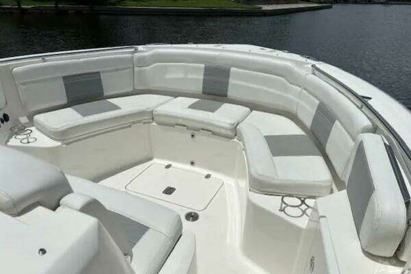 Pursuit S 328 Yacht For Sale