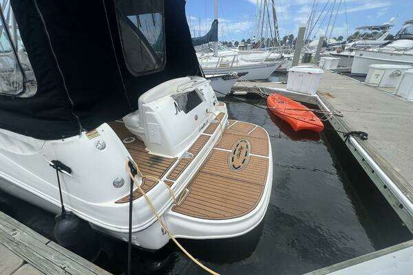 Photo of the 2003 Sea Ray 320 Sundancer "Mote-A-Boat"