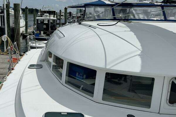 Lagoon 380 Yacht For Sale