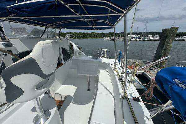 Lagoon 380 Yacht For Sale