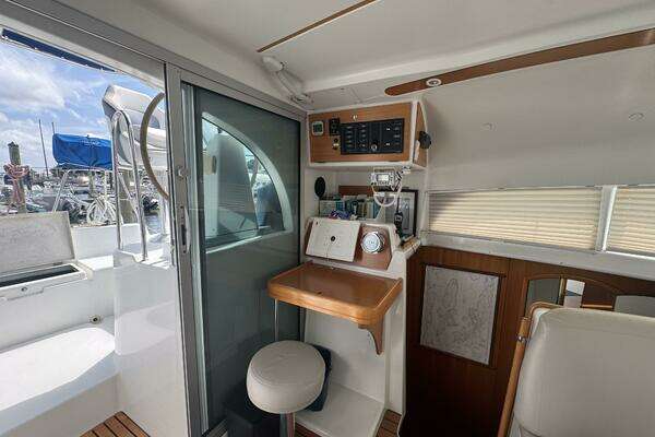 Lagoon 380 Yacht For Sale