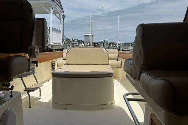 Hinckley Picnic Boat Yacht For Sale