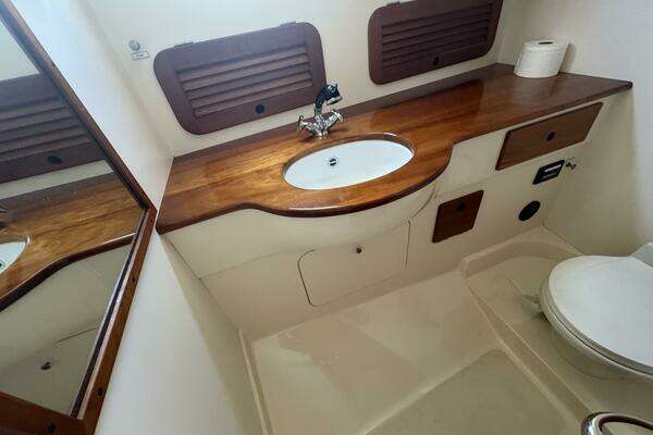 Hinckley Picnic Boat Yacht For Sale
