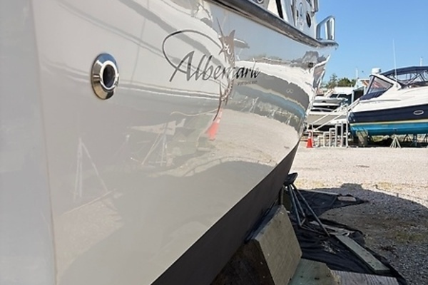 Photo of the 1998 Albemarle 285 Express "High Risk"