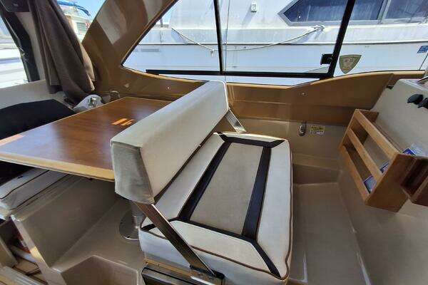 Cutwater 24C Yacht For Sale