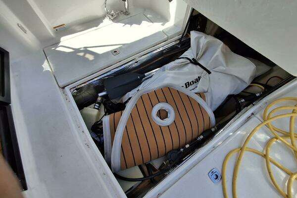 Cutwater 24C Yacht For Sale