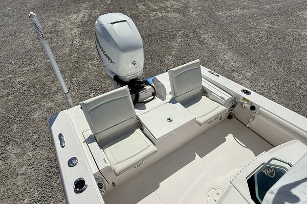 25ft Everglades Yacht For Sale