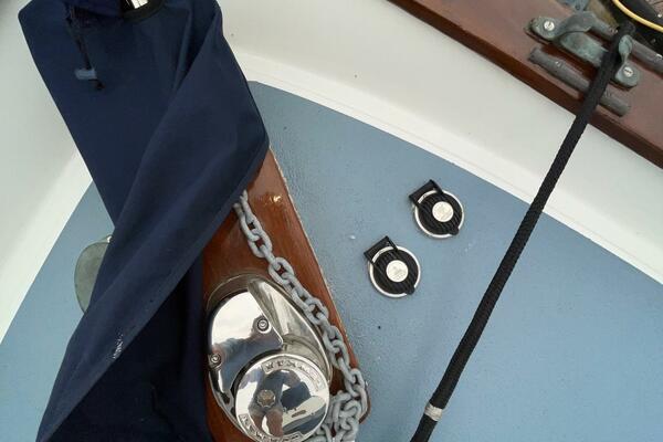 Zettie Ray 30ft Willard Yacht For Sale