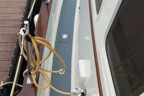 Zettie Ray 30ft Willard Yacht For Sale