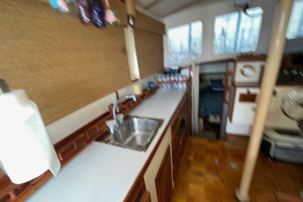 Zettie Ray 30ft Willard Yacht For Sale