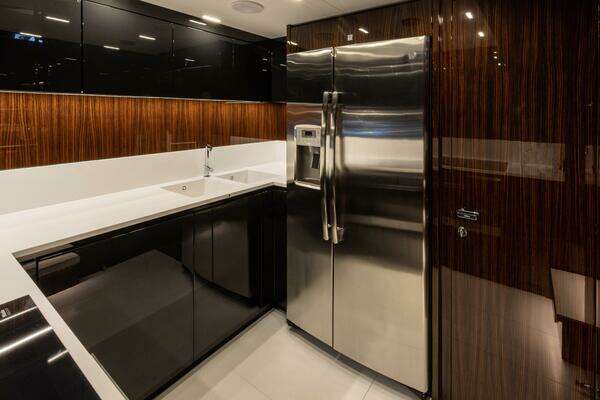 Riva Folgore Yacht For Sale