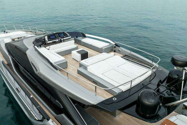 2021 Riva 88