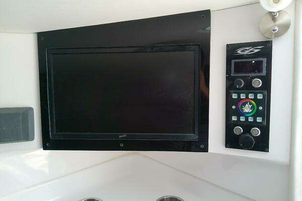 Glasstream 328 SCX Yacht For Sale