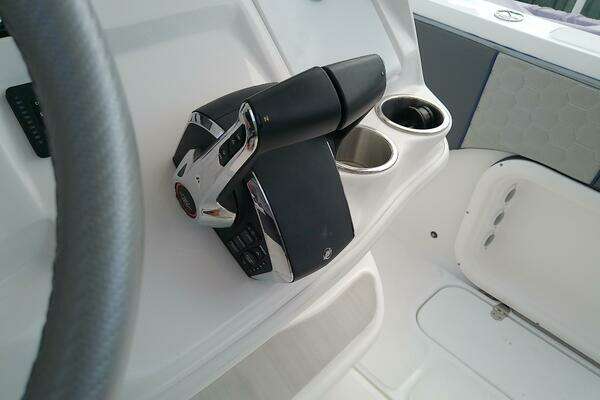 Glasstream 328 SCX Yacht For Sale