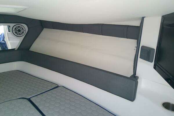 Glasstream 328 SCX Yacht For Sale