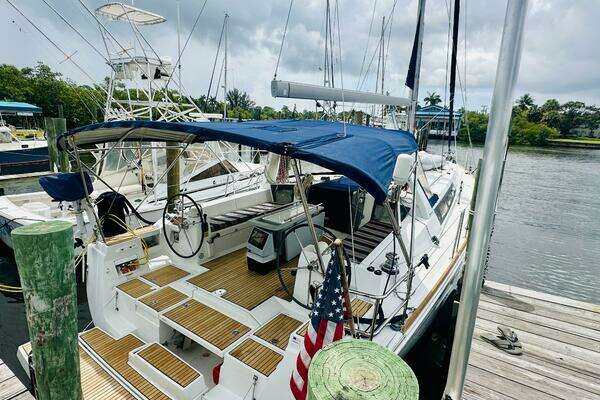Beneteau Oceanis 45 Yacht For Sale