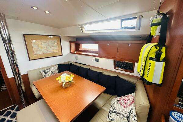 Beneteau Oceanis 45 Yacht For Sale