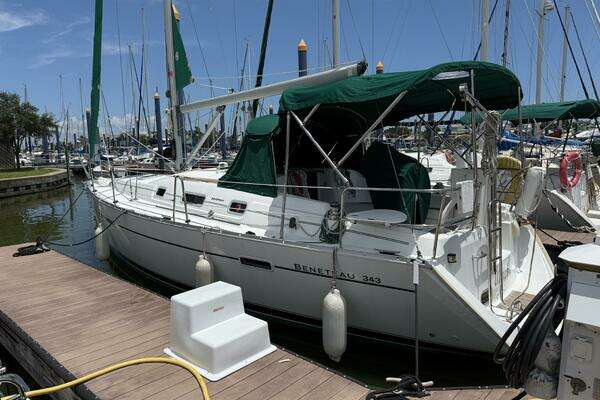 34-ft-Beneteau-2006-343-Udacha-Kemah Texas United States yacht for sale