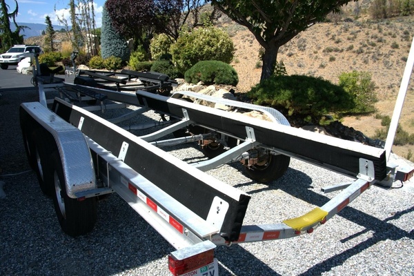 35ft Cobalt Yacht For Sale
