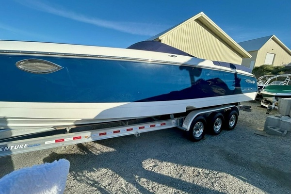 35ft Cobalt Yacht For Sale