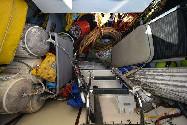 Photo of the 2004 Island Packet 485 "CHINOOK"