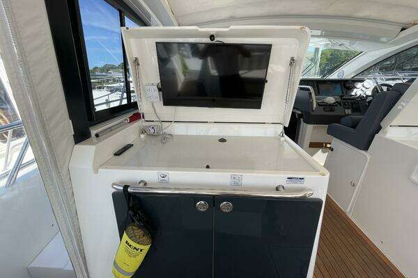 Sealine S450 Yacht For Sale