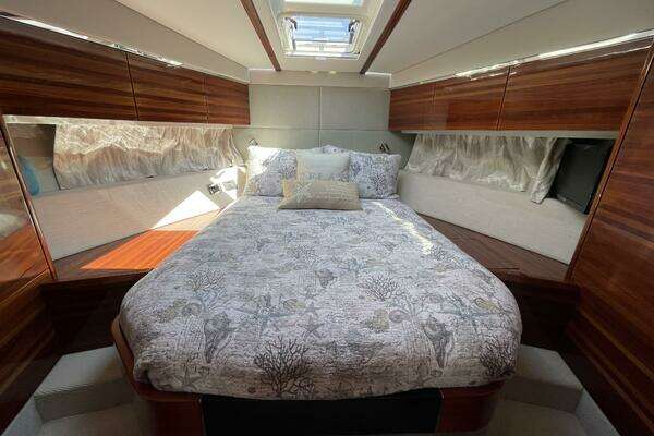Sealine S450 Yacht For Sale