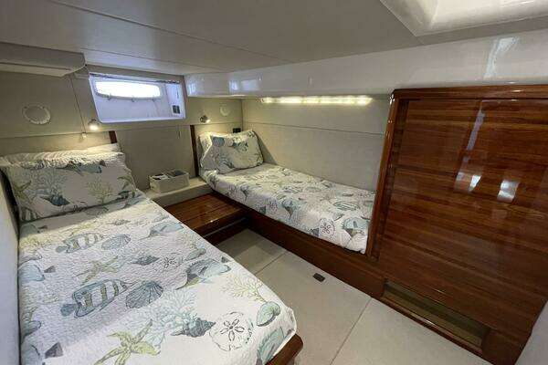 Sealine S450 Yacht For Sale