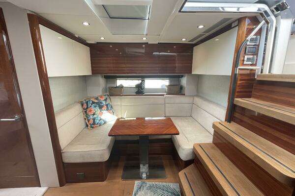 Sealine S450 Yacht For Sale