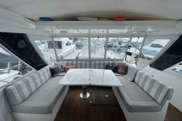Sealine S450 Yacht For Sale