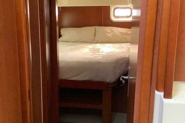 Leopard  Yacht For Sale