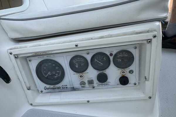 Lucky Enough 28ft Catalina Yacht For Sale