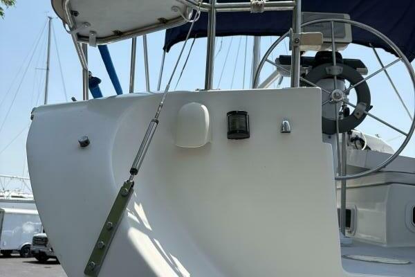 Lucky Enough 28ft Catalina Yacht For Sale