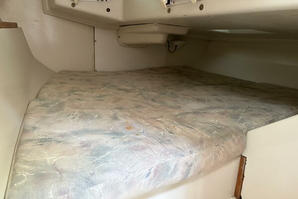 Lucky Enough 28ft Catalina Yacht For Sale