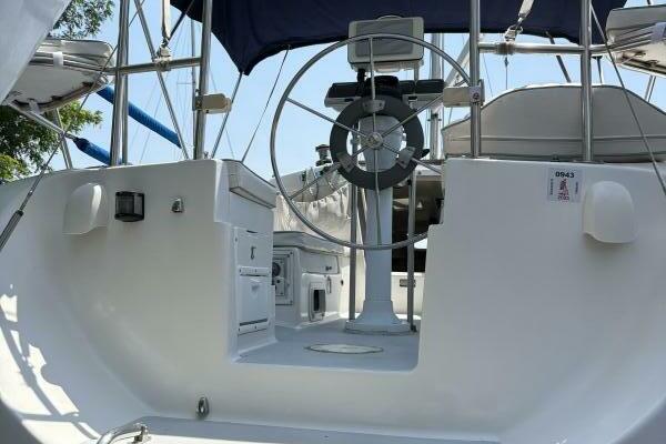 Lucky Enough 28ft Catalina Yacht For Sale