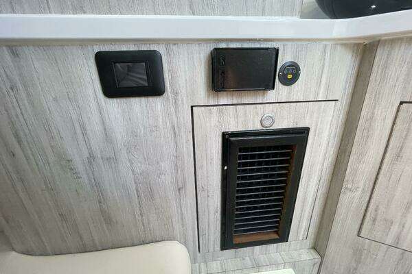HCB 42 Siesta Yacht For Sale