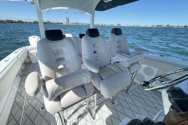HCB 42 Siesta Yacht For Sale
