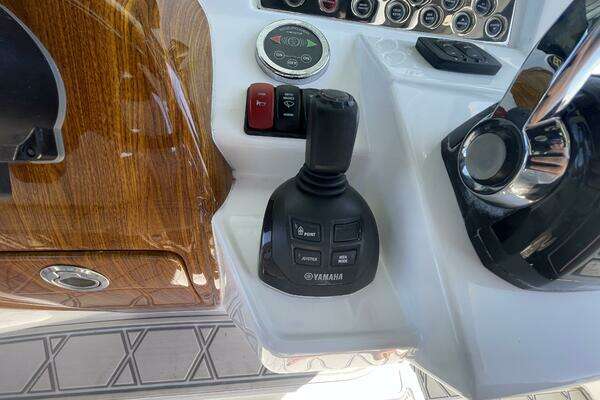 HCB 42 Siesta Yacht For Sale