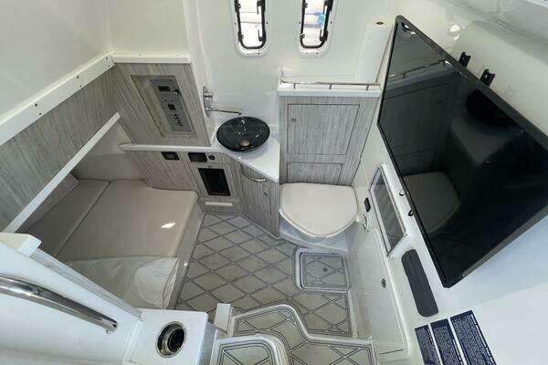 HCB 42 Siesta Yacht For Sale