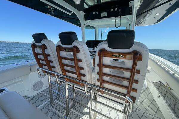 HCB 42 Siesta Yacht For Sale
