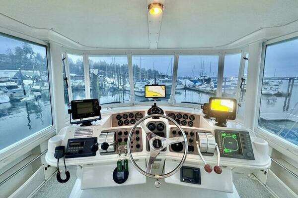 Carver 500 Cockpit Motor Yacht Yacht For Sale