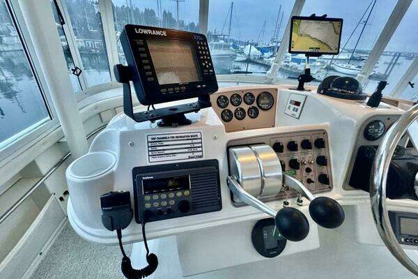 Carver 500 Cockpit Motor Yacht Yacht For Sale