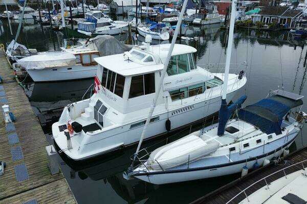 Carver 500 Cockpit Motor Yacht Yacht For Sale