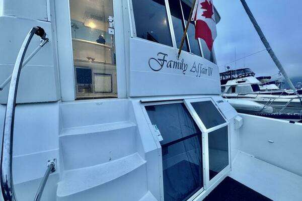 Carver 500 Cockpit Motor Yacht Yacht For Sale