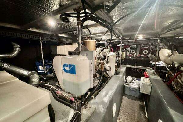 Carver 500 Cockpit Motor Yacht Yacht For Sale
