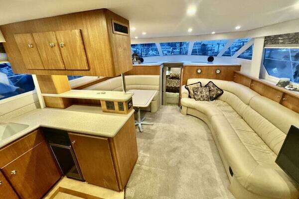 Carver 500 Cockpit Motor Yacht Yacht For Sale